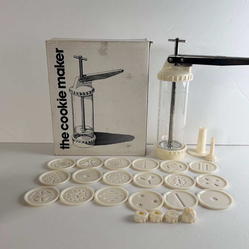Cookie Press Knobler The Cookie Maker with Discs and Recipes in box Xmas Cookies